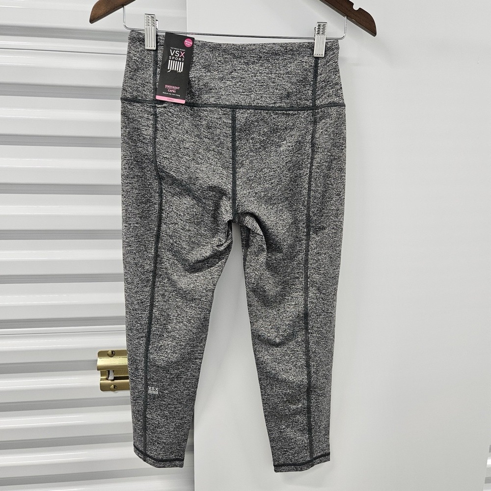 NWT VSX Sport Knockout Capri Leggings Womens Small Gray Medium Rise Yoga Gym